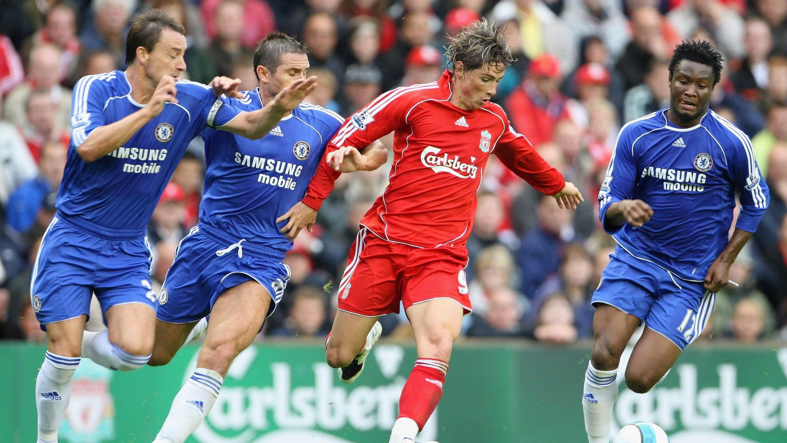 曼联前锋哈兰德打破欧冠历史纪录，继续刷新战绩，哈兰德欧冠最佳前锋