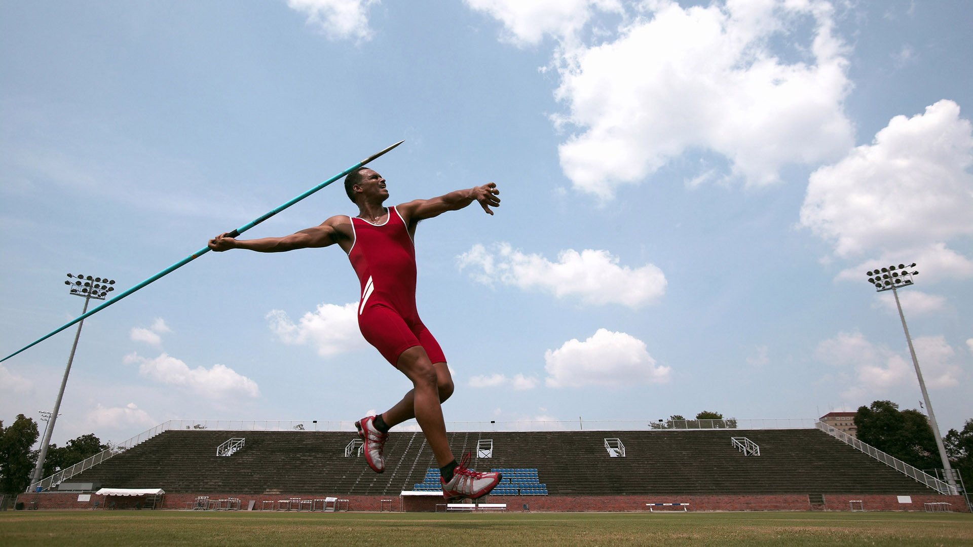热火侧翼火力惊人，新星崛起带来希望